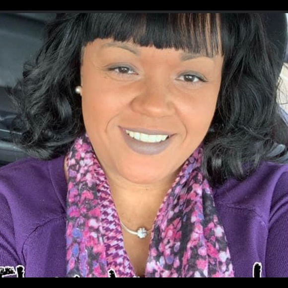 Meet your Posher, Soya - Picture 1 of 1